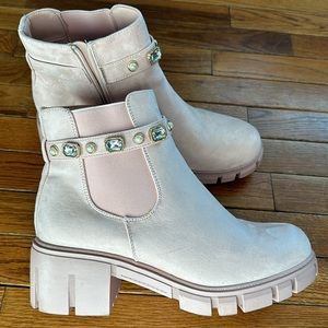 Women’s Pink Boots